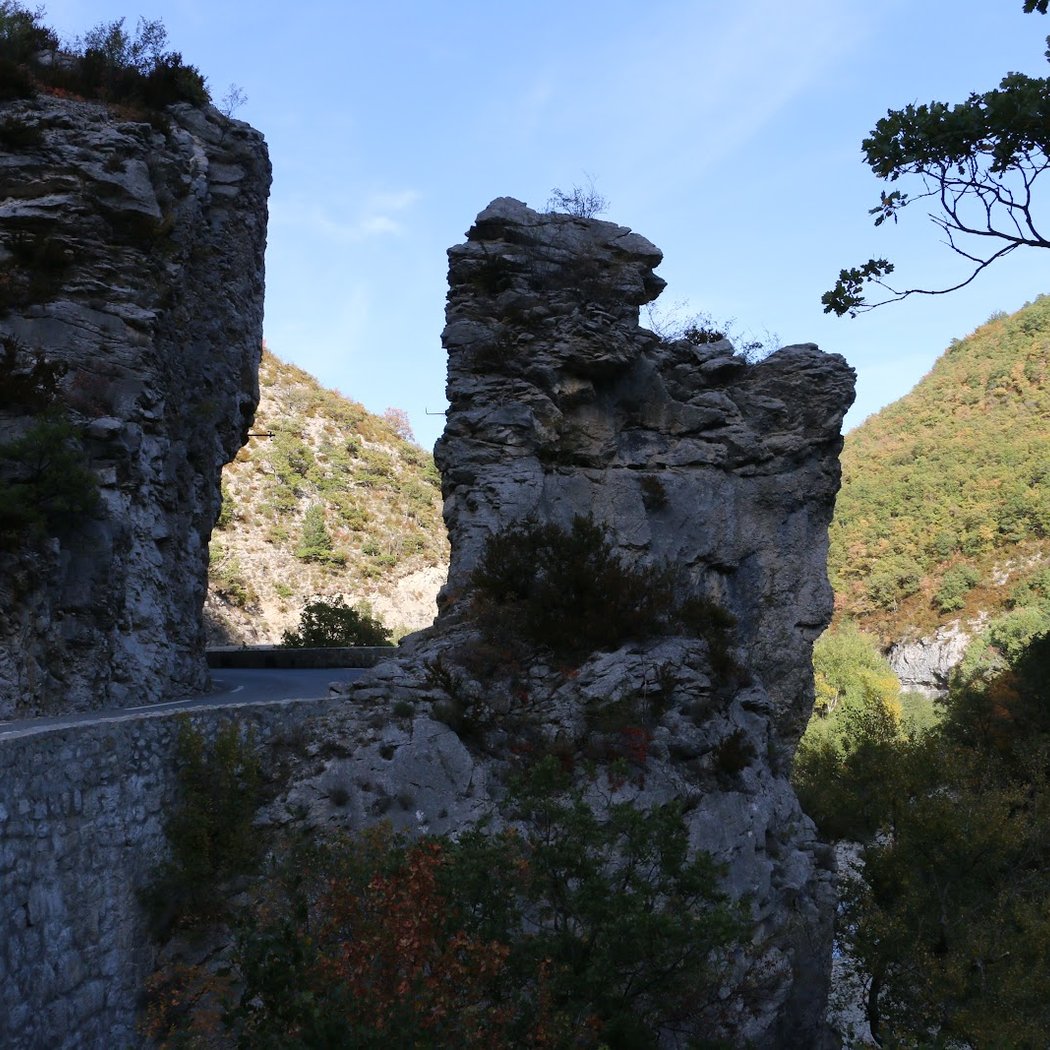 Châteauneuf-de-Chabre 1
