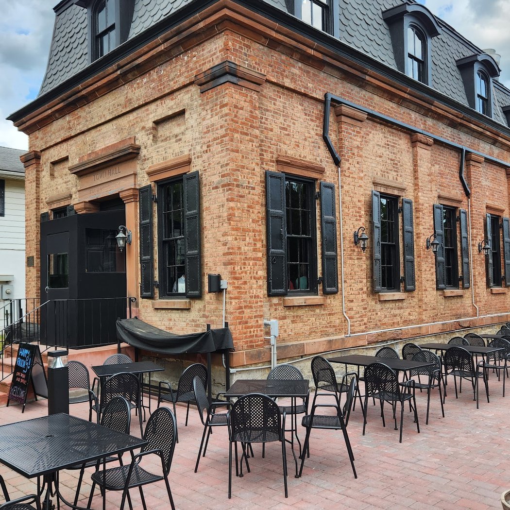 Happy Hours - Half Price Beer, Wine & Well Cocktails 2