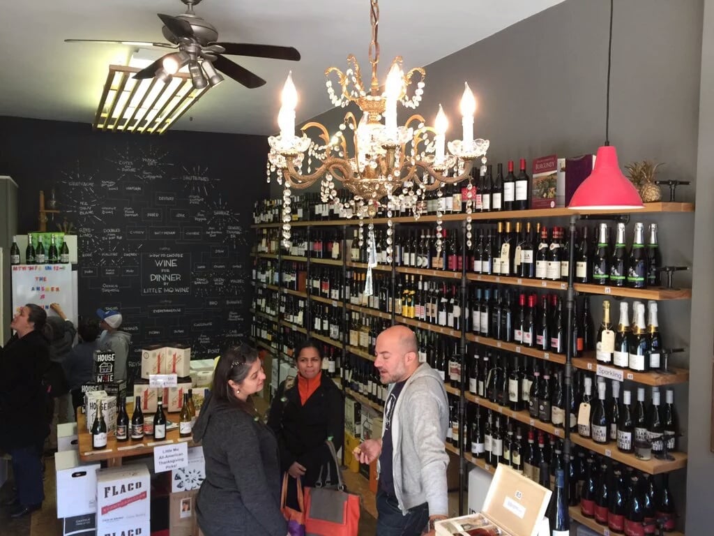 Little Mo Wine & Spirits 3