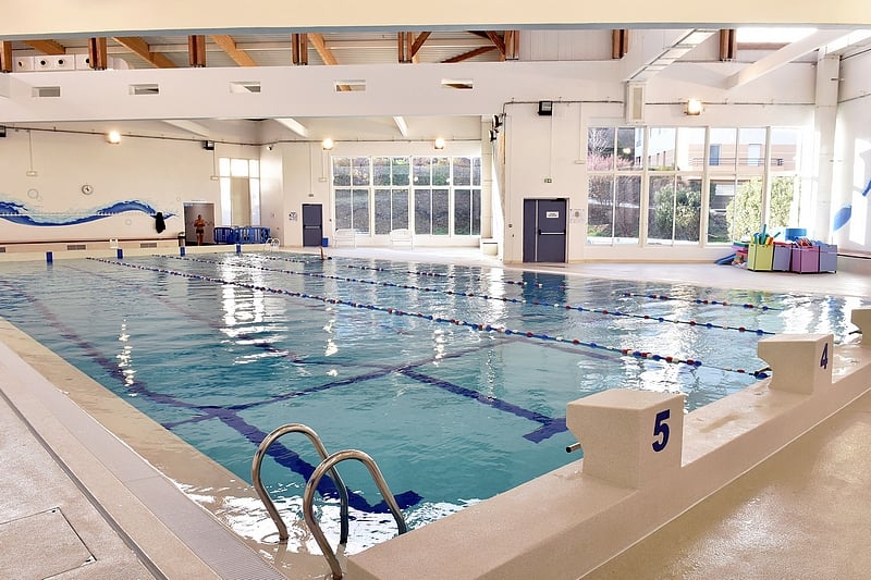 Piscine municipale La Graniere 1