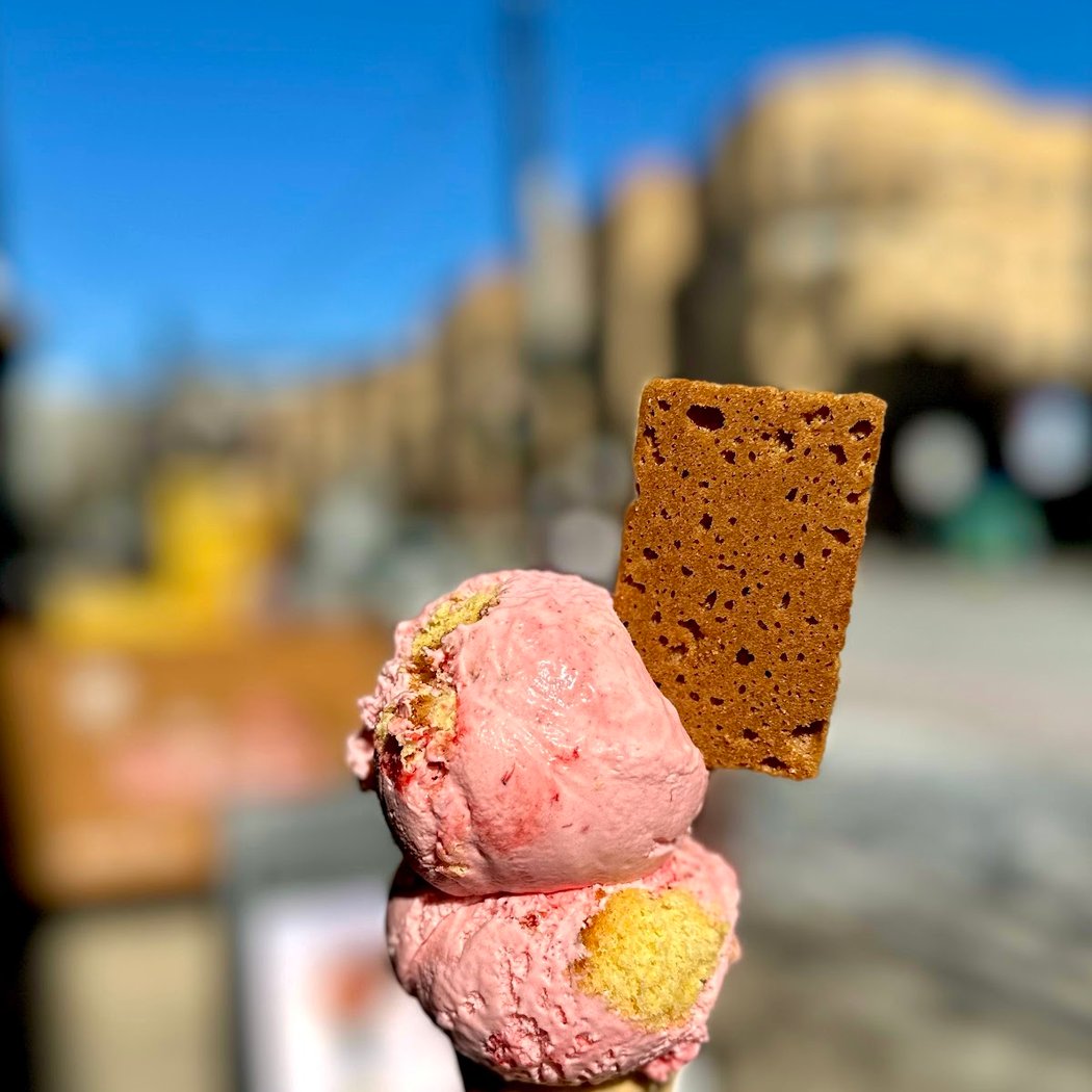 Maroons Creamery - Hand Crafted Ice Cream 4