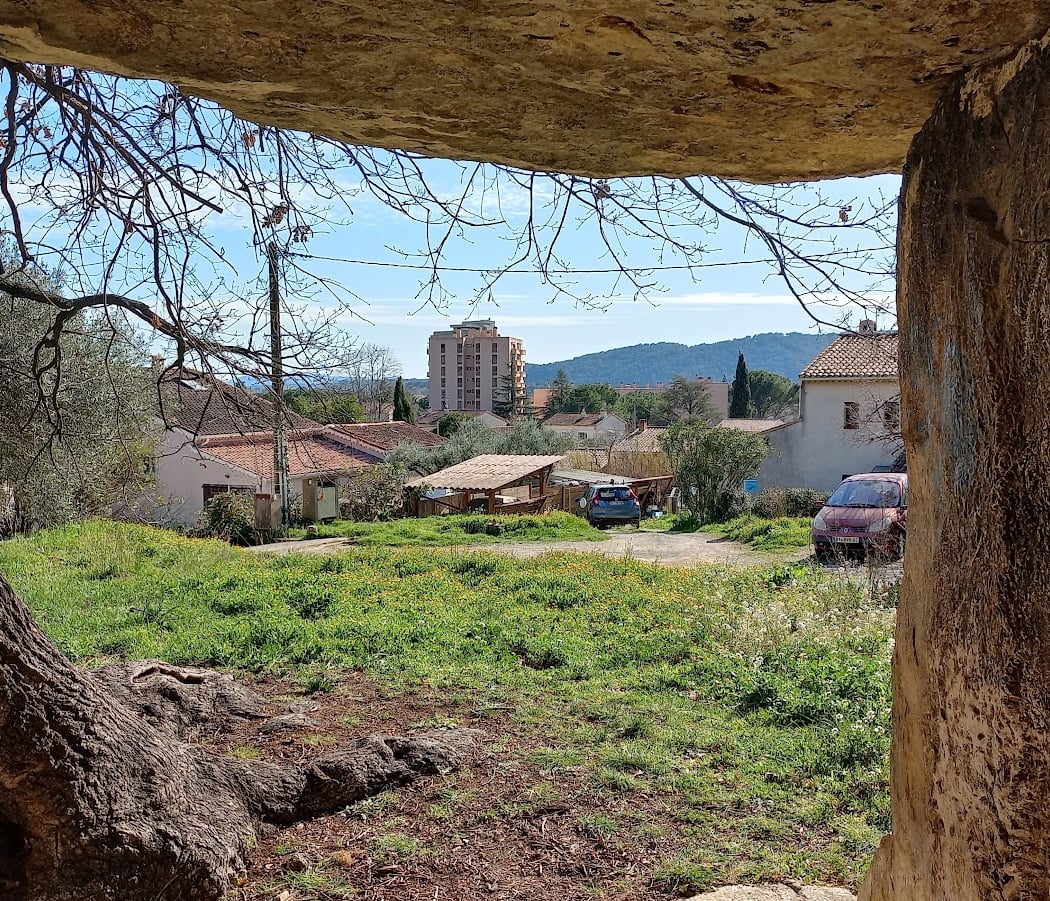 Dolmen pierre de la Fée 3