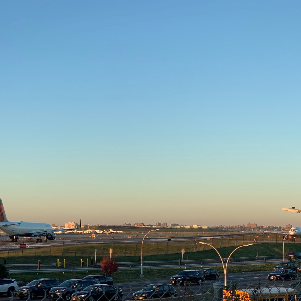 Airplane Viewing At LaGuardia Airport 2