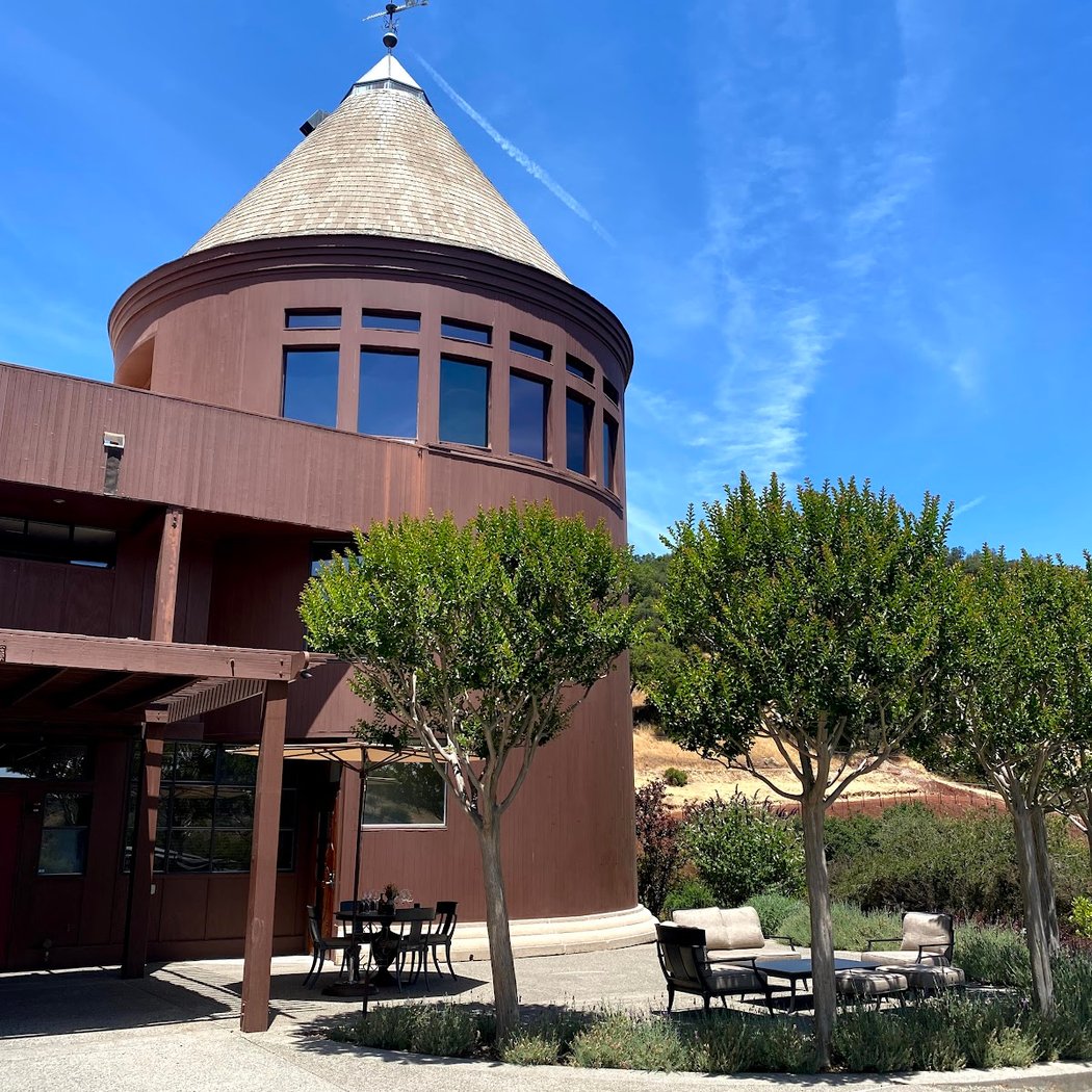Repris | Moon Mountain Vineyard (Reservations Required) 3