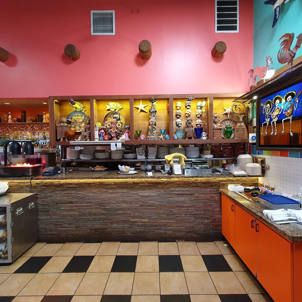 Andale Mexican Kitchen and Bar Patio 2