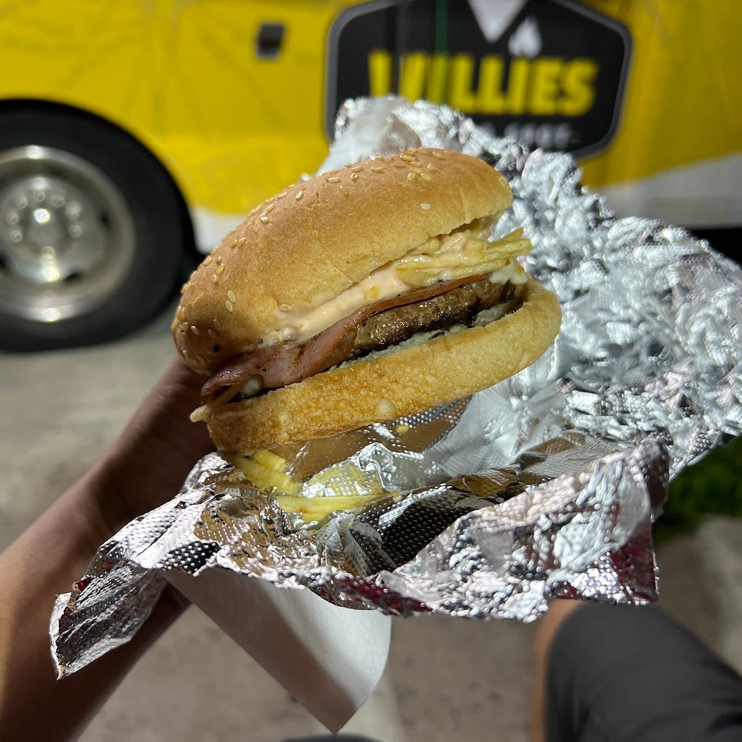 WILLIE'S BURGER SPOT 1