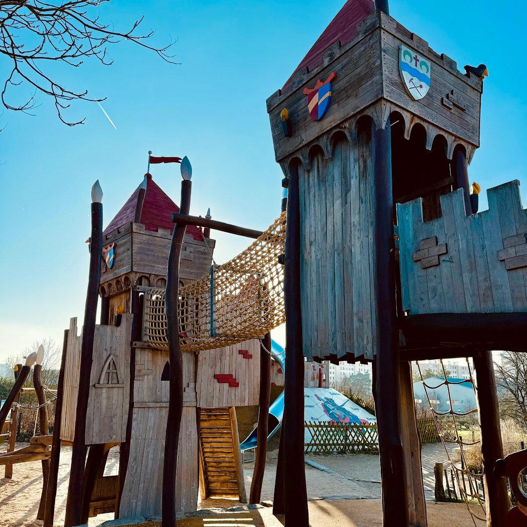 Aire de jeux 1