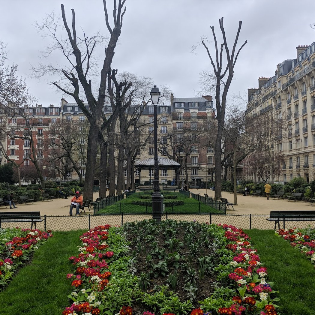 Square Maurice Kriegel-Valrimont 3