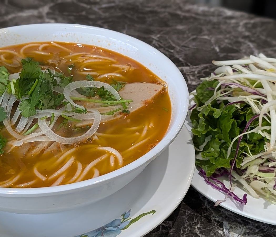 Nhà Hàng Vietnam Restaurant 3