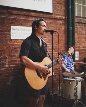 Live Music Sundays 1