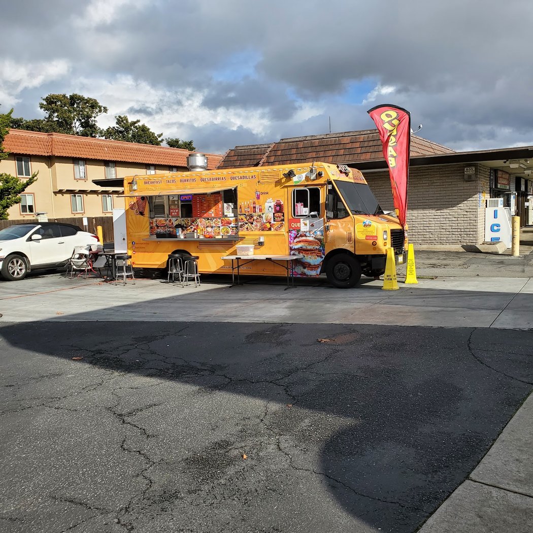 Taqueria El Jefe 3