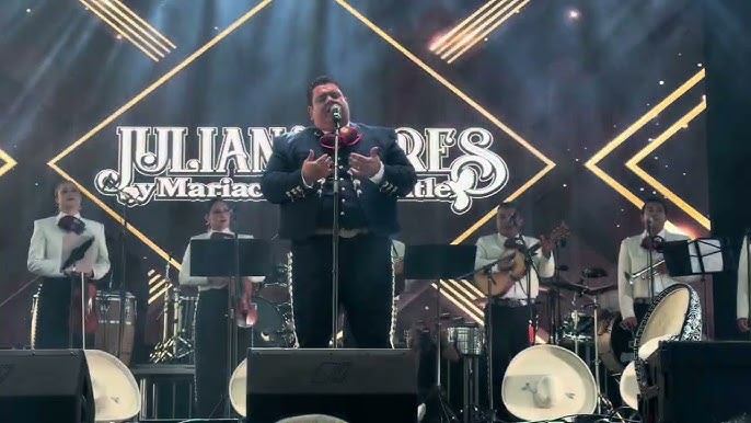 Julian Torres and Mariachi Cenzontle 1
