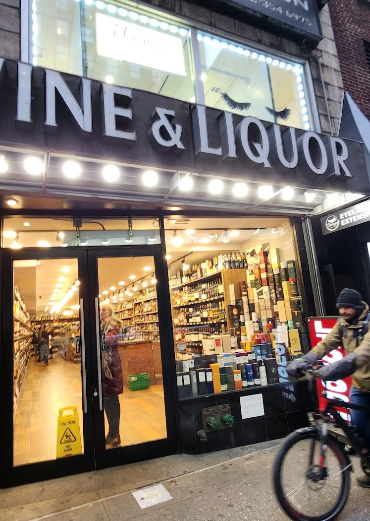 The Manhattan Wine Shop 2