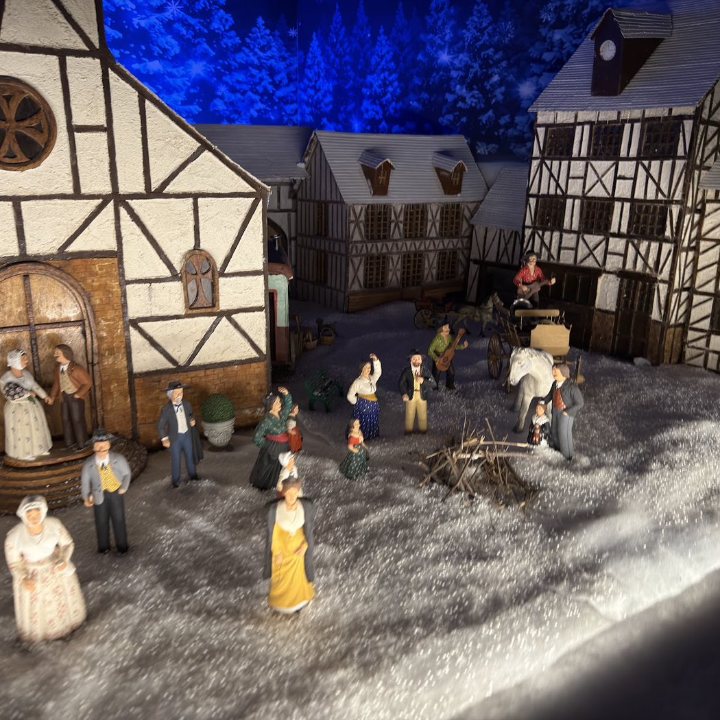 The fairy figurines 2