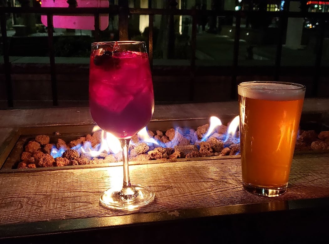 Pura Vida - Cocina Latina & Sangria Bar 5