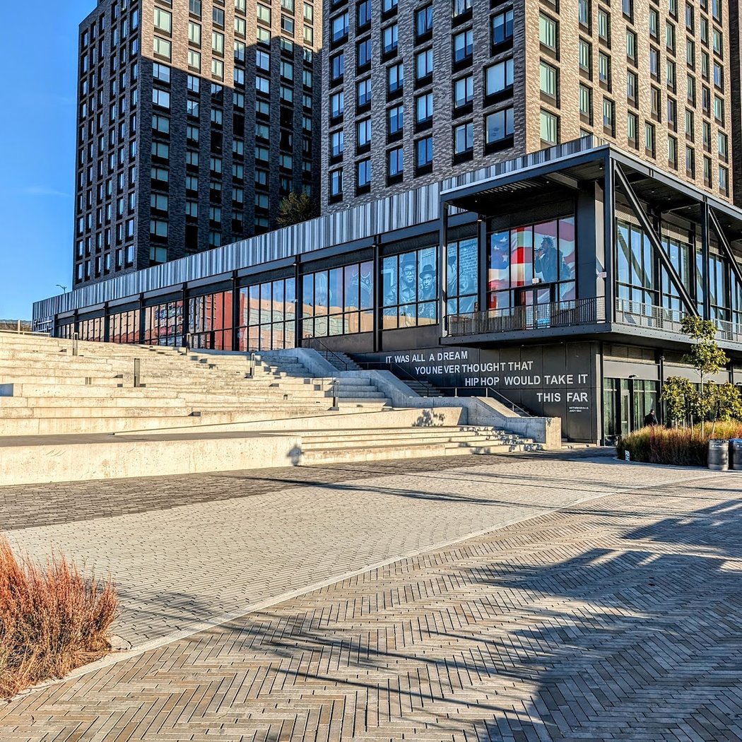 The Bronx Point 1