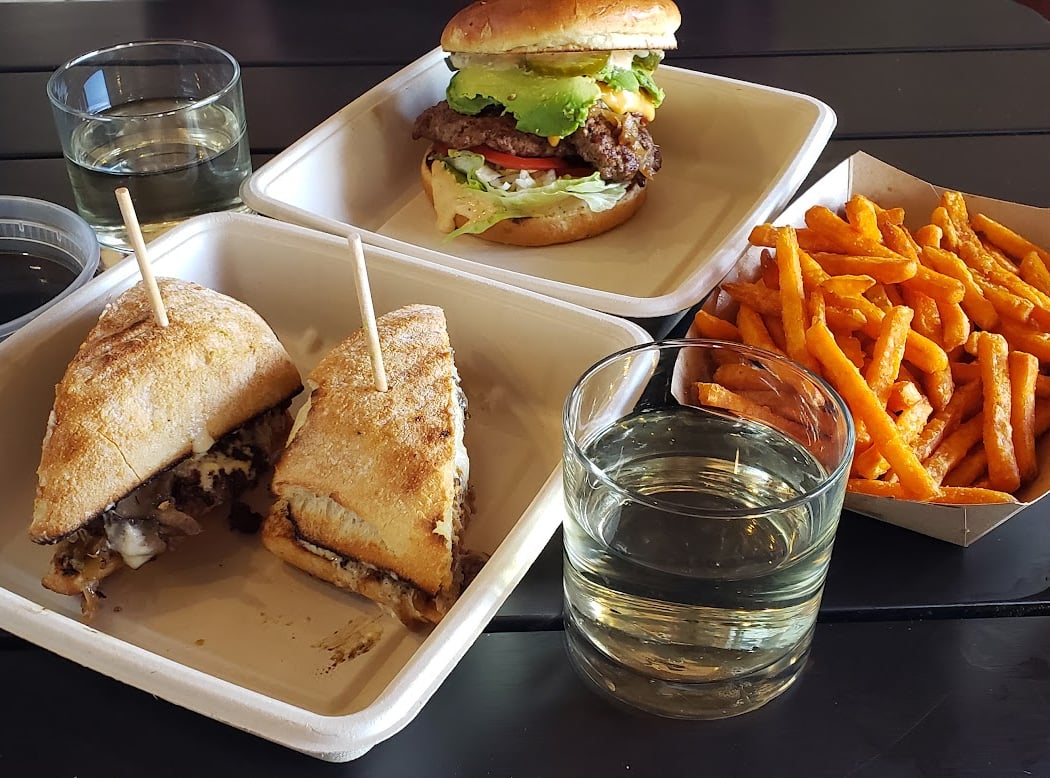 Uptown Burger 3