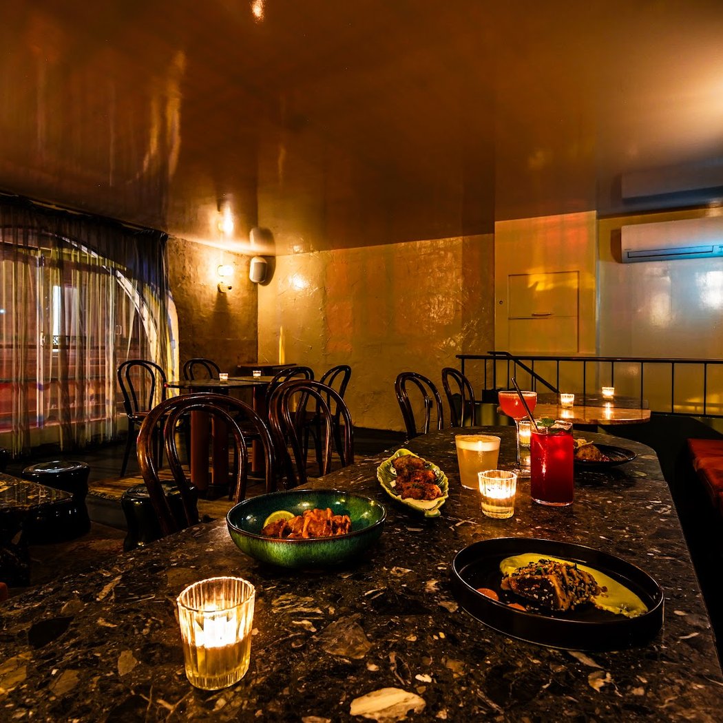 Divine Cocktail Bar 3