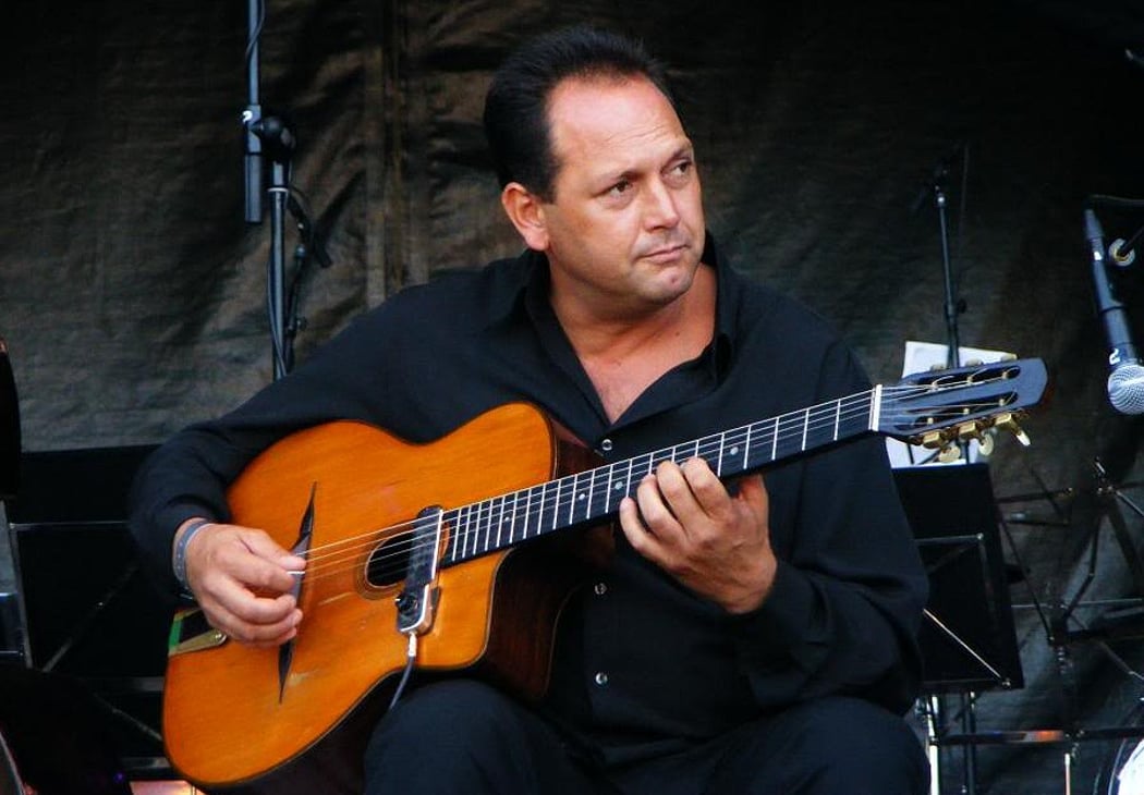 Stochelo Rosenberg & Jermaine Landsberger feat. Hermine Deurloo 2