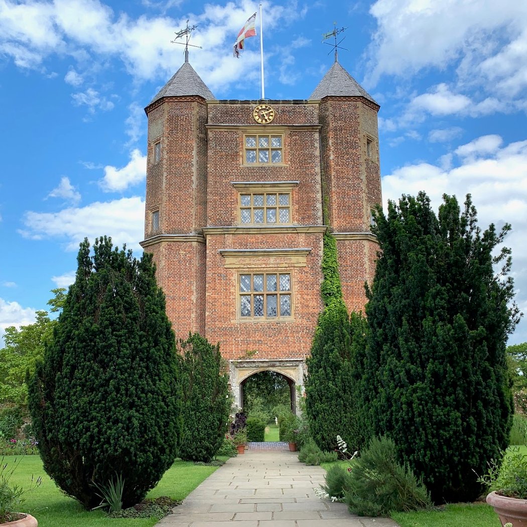 Sissinghurst Castle Garden 2
