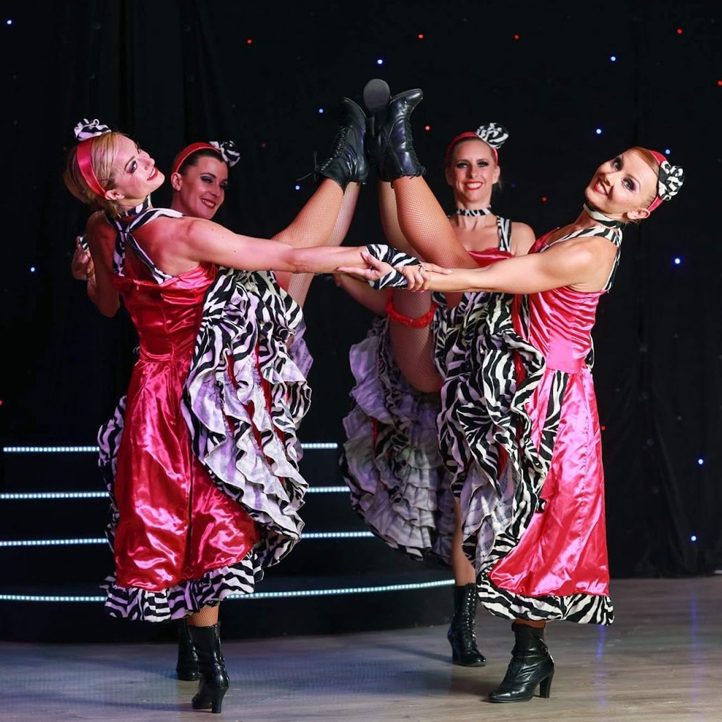 Déjeuner Spectacle "LES FOLIES DU DISCO" 5