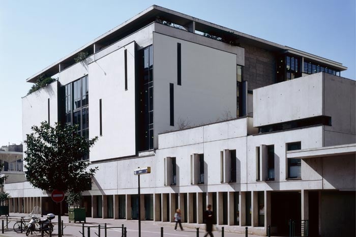 Suresnes' Multimedia Library 2