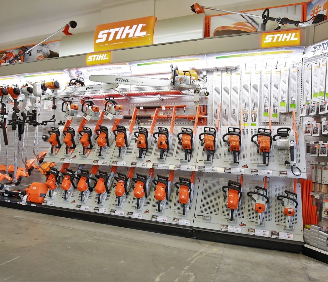 Garrett Ace Hardware - Windsor 3