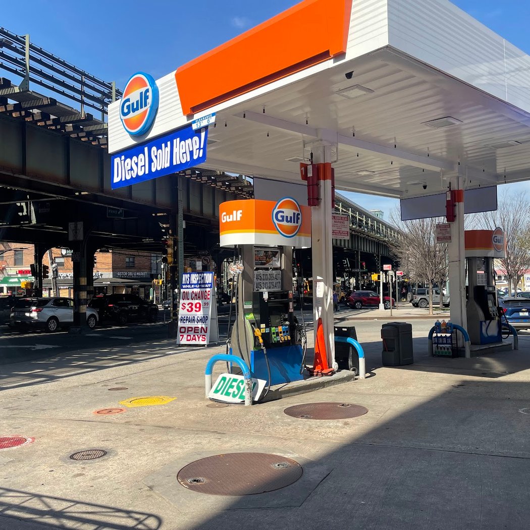 Gulf Gas Station (Auto Repair) 1
