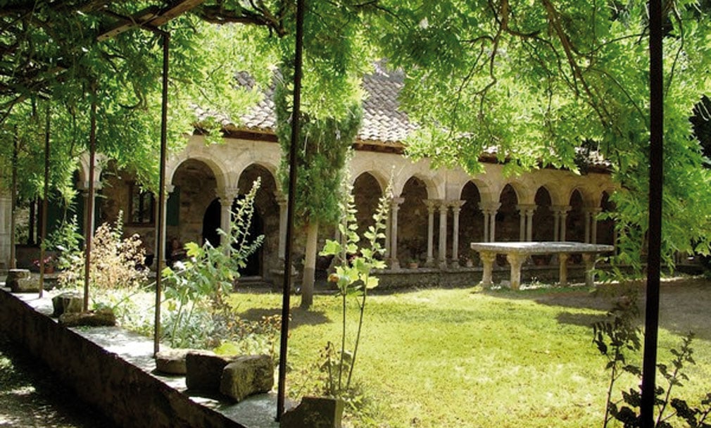 Abbey Villelongue 2
