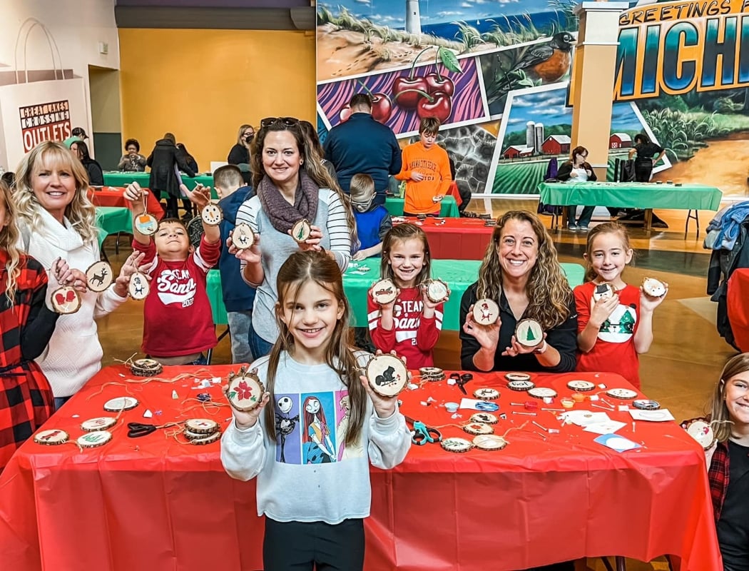 Crafts, Cookies and Cocoa 1
