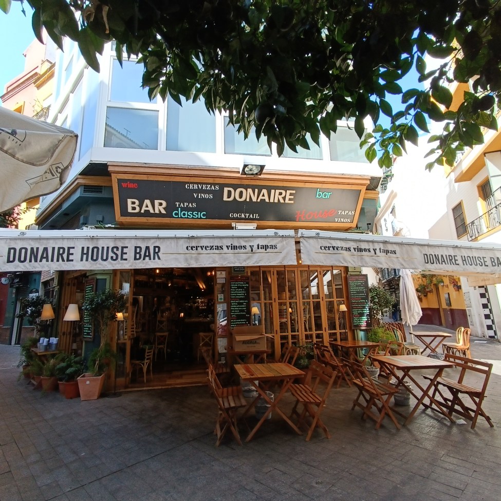 Donaire House Bar 2
