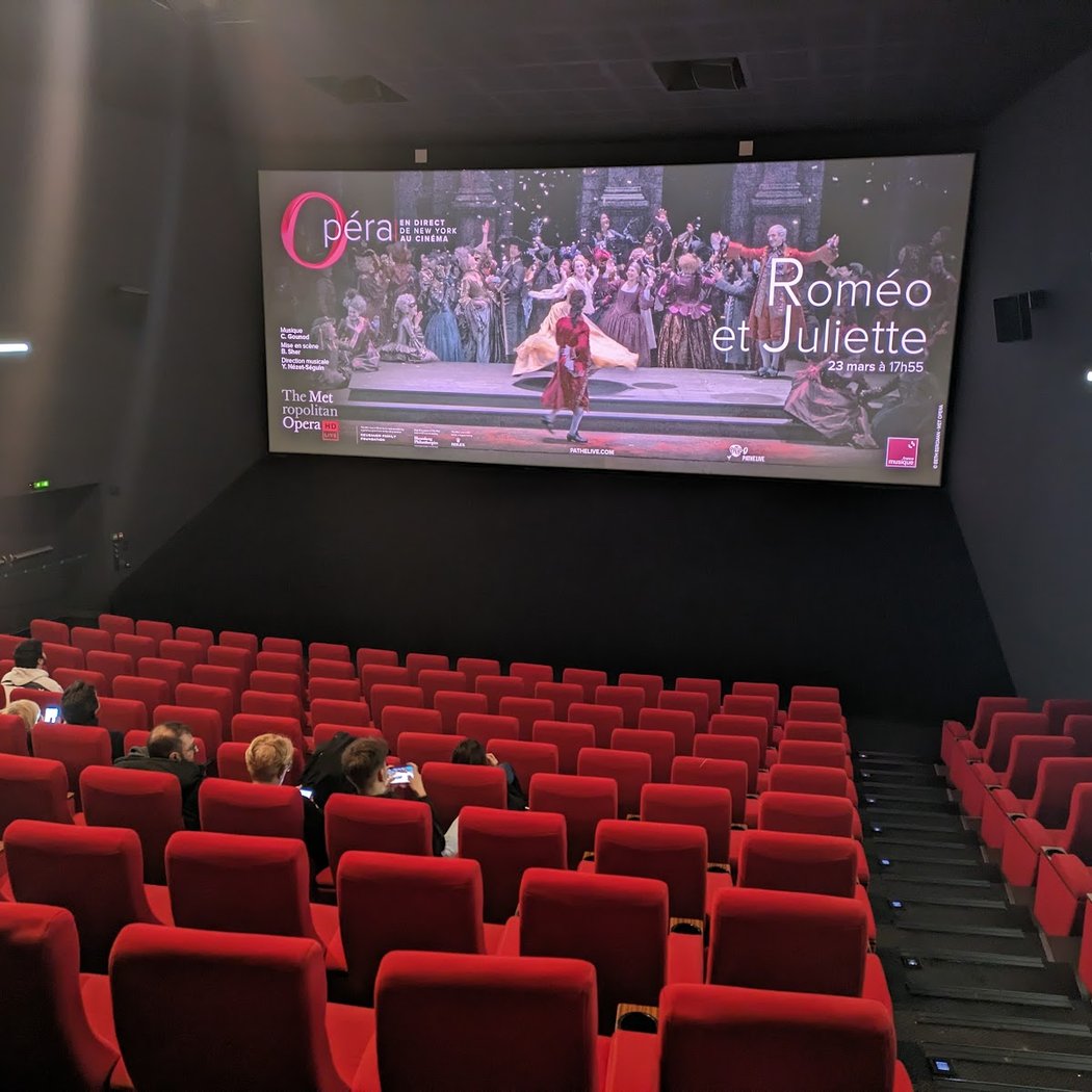 Pathe 5