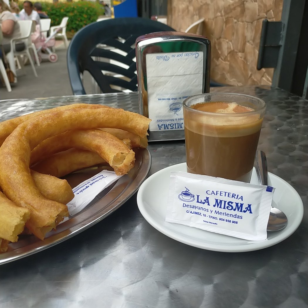 Cafetería La Misma 1