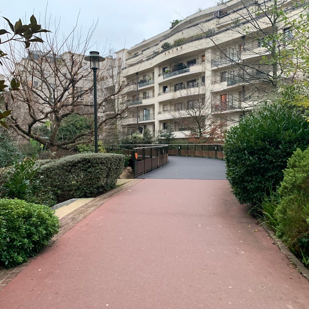 Square Edith-de-Villepin 2