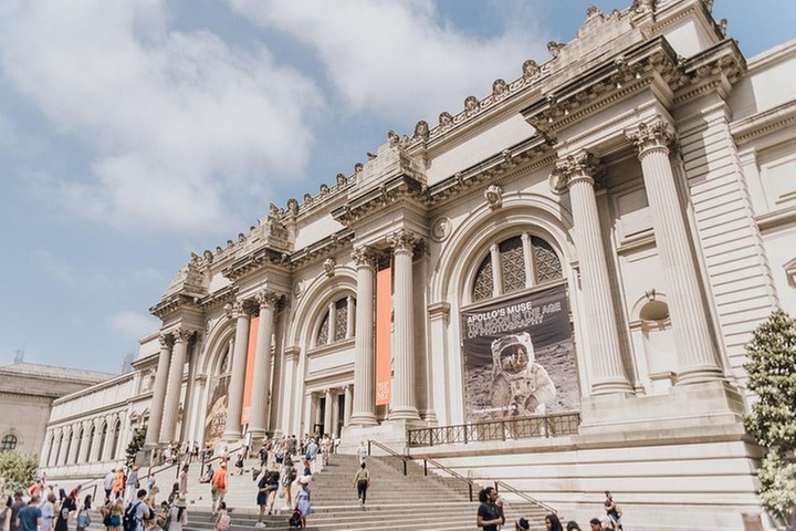 The Met Uncovered – In-Depth 3-Hour Guided Museum Tour 2