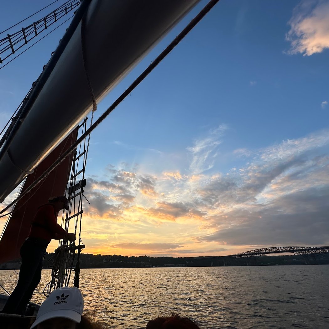 Beacon Sloop Club 1