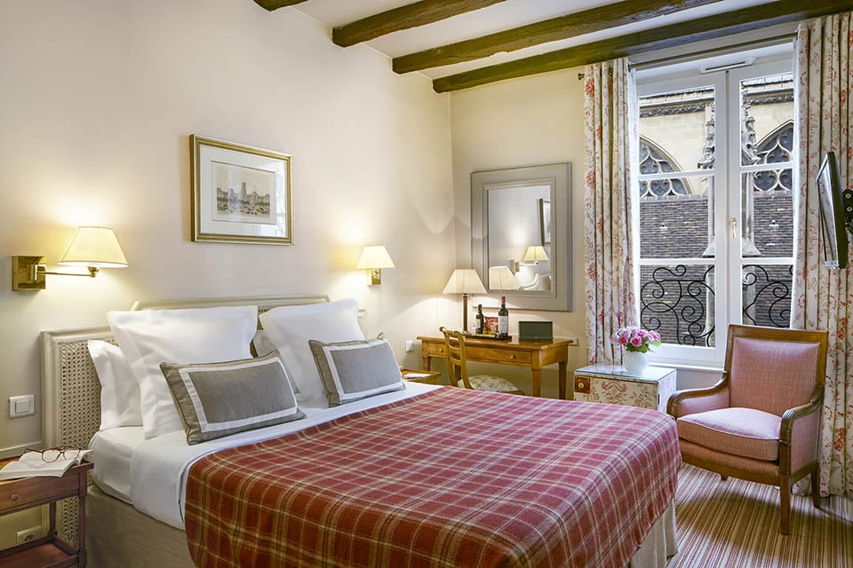 Hotel Relais Du Louvre 2