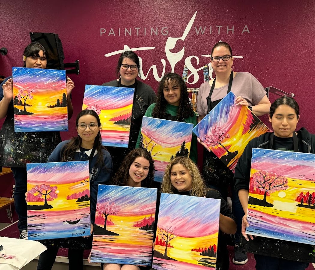 Pop-In & Paint 1