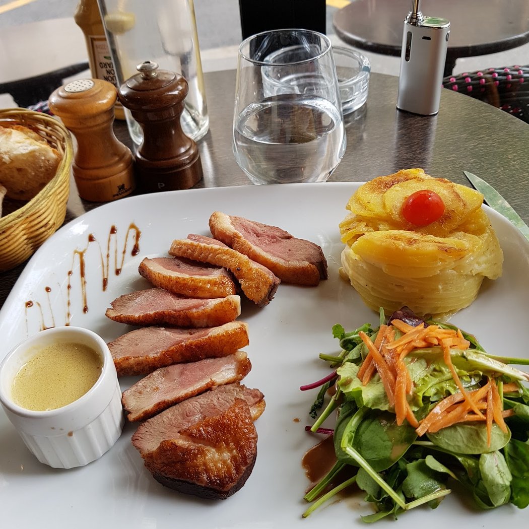 Le Paris 1