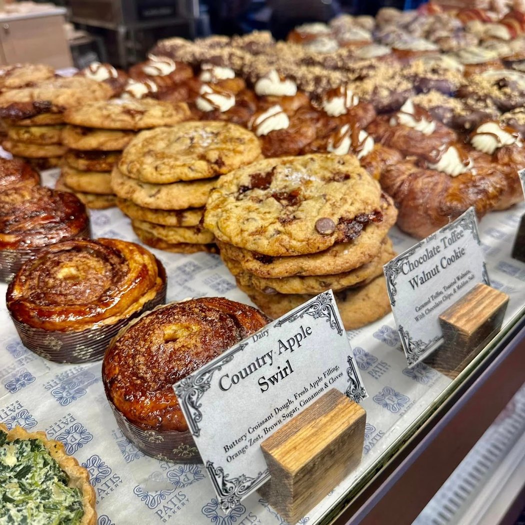 Patis Bakery 1