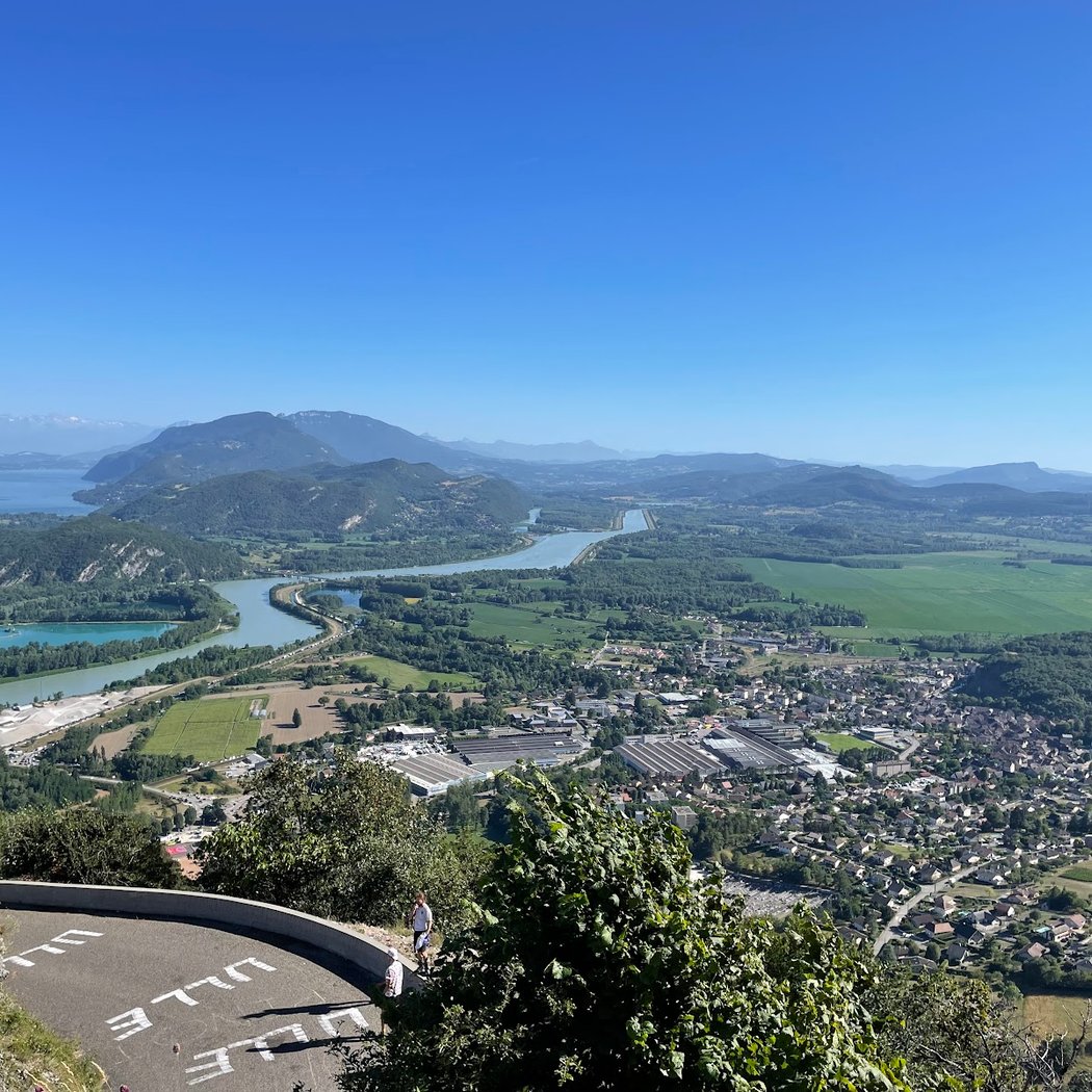 Grand Colombier 2
