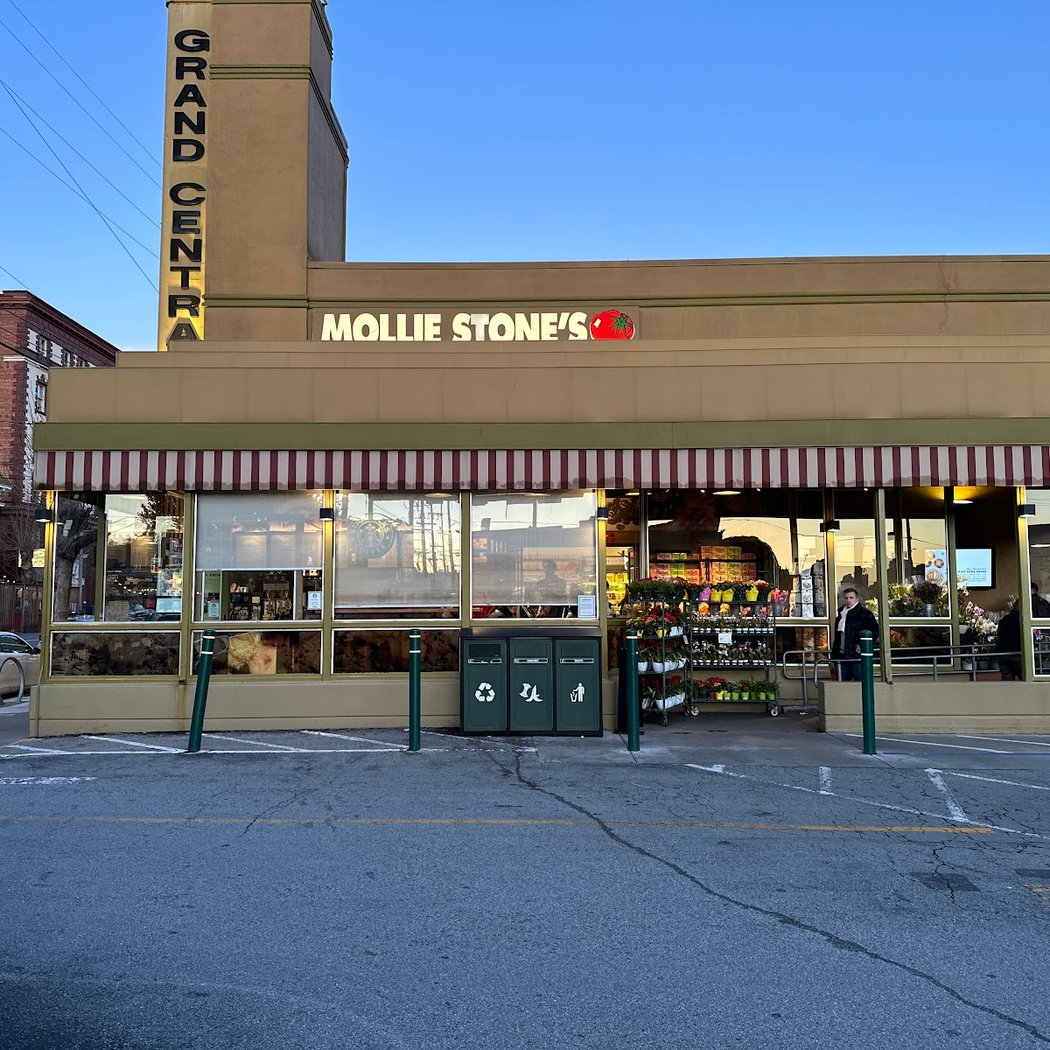 Mollie Stone's Markets 2