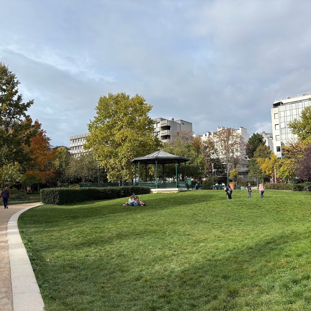 Jardin Villemin - Mahsa Jîna Amini 3