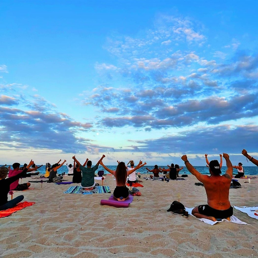 Sunset Moonlight Experience: Kundalini Yoga & Sound Bath 2