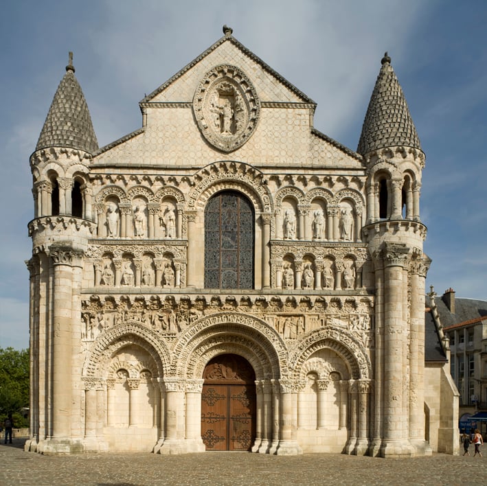 Escape the city Poitiers - En quête de légendes - Escape game extérieur 1