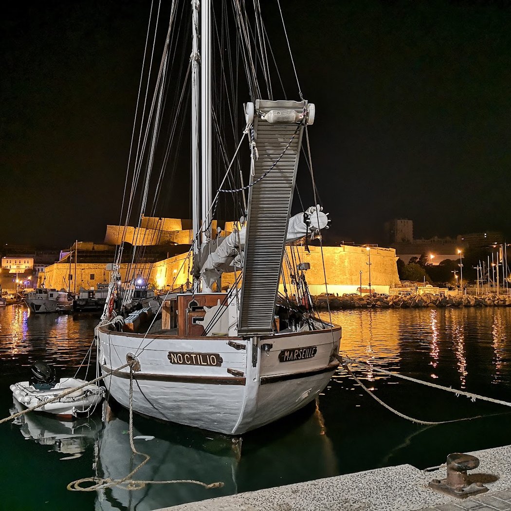 Rowing Club Marseille 3