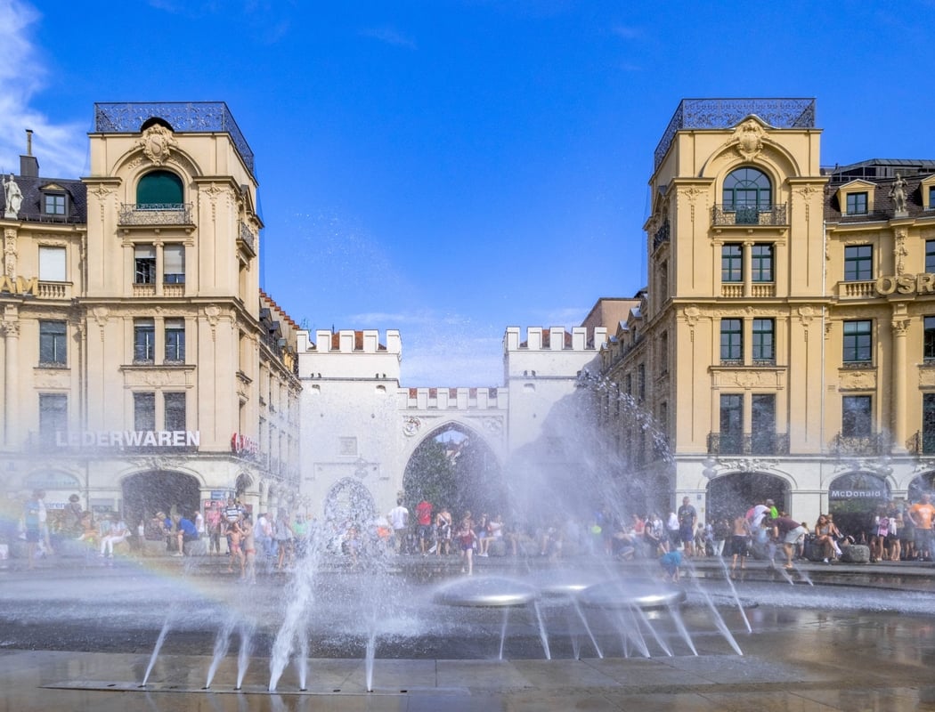 Karlsplatz (Stachus) 2