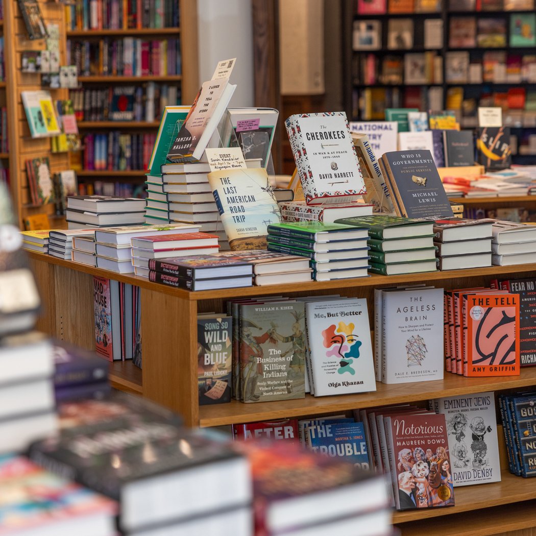 Magic City Books 1