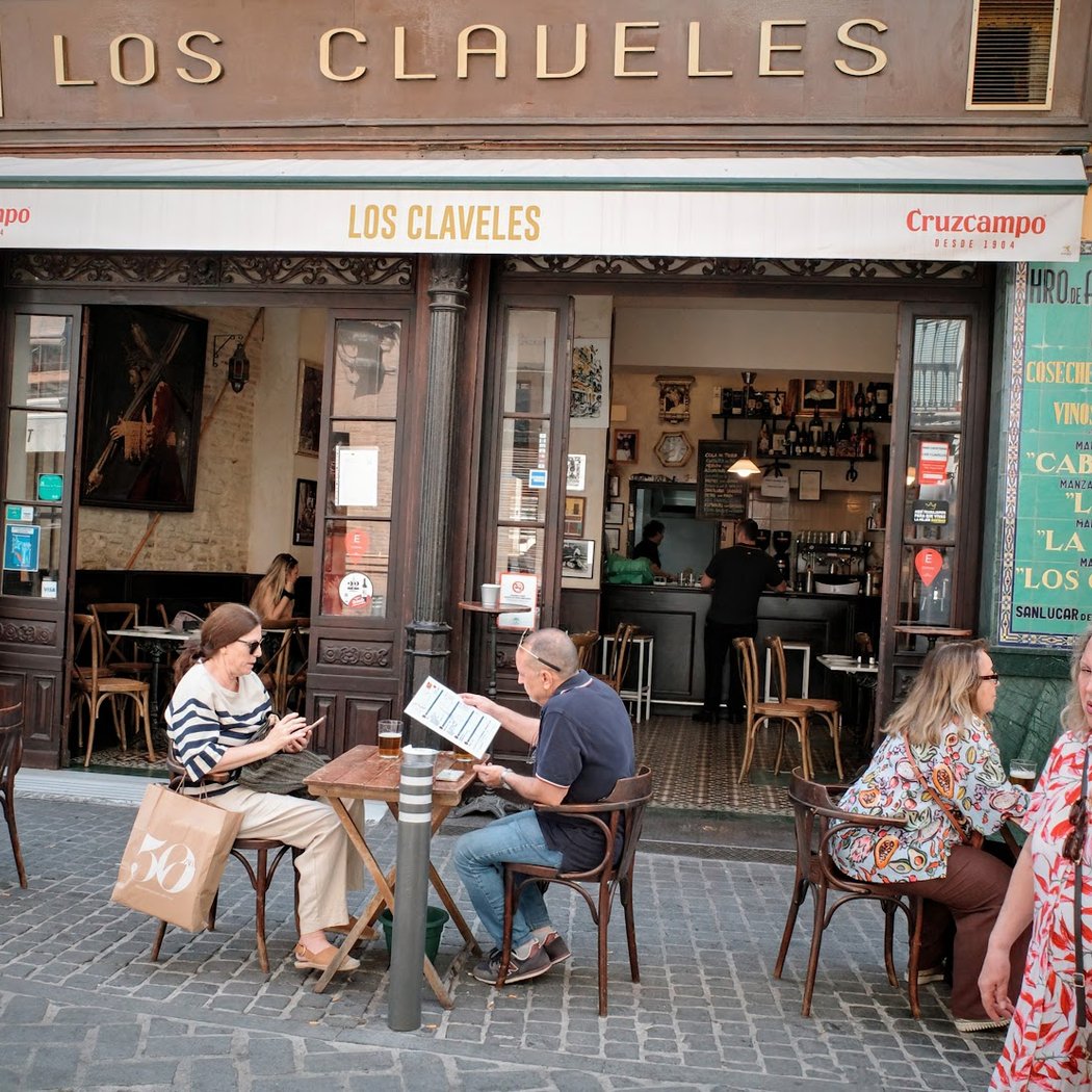 Los Claveles 2