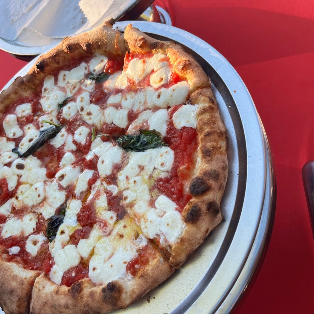 Zef's Pizza Firetruck 3